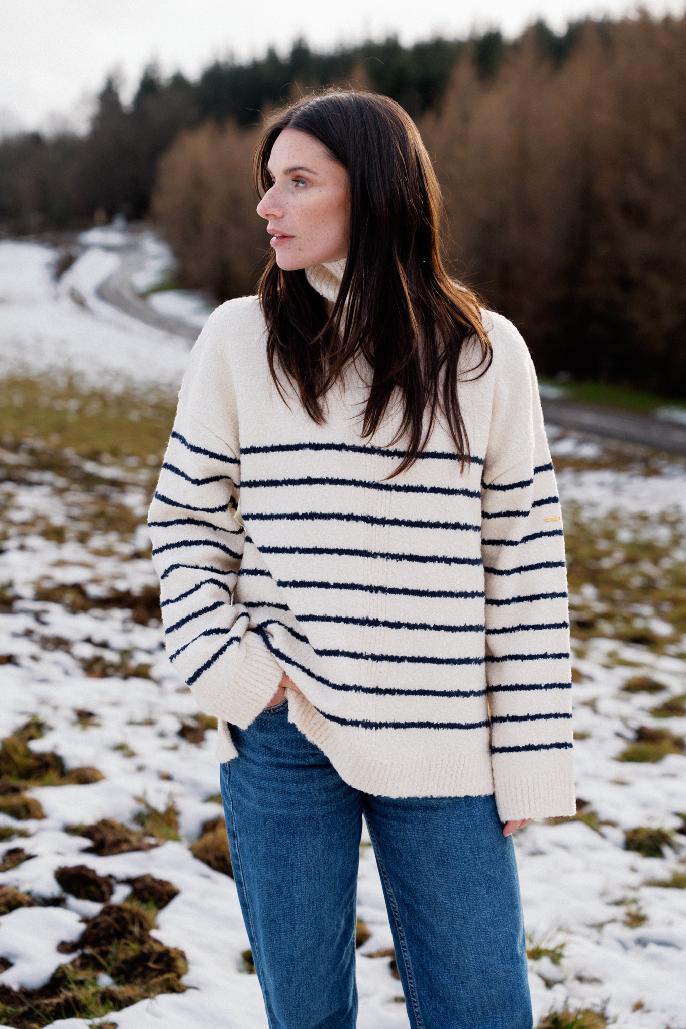 Pull en maille col roulé femme Kenzy